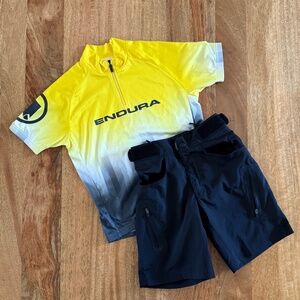 Kids pro cycling kit, size 8 big kid